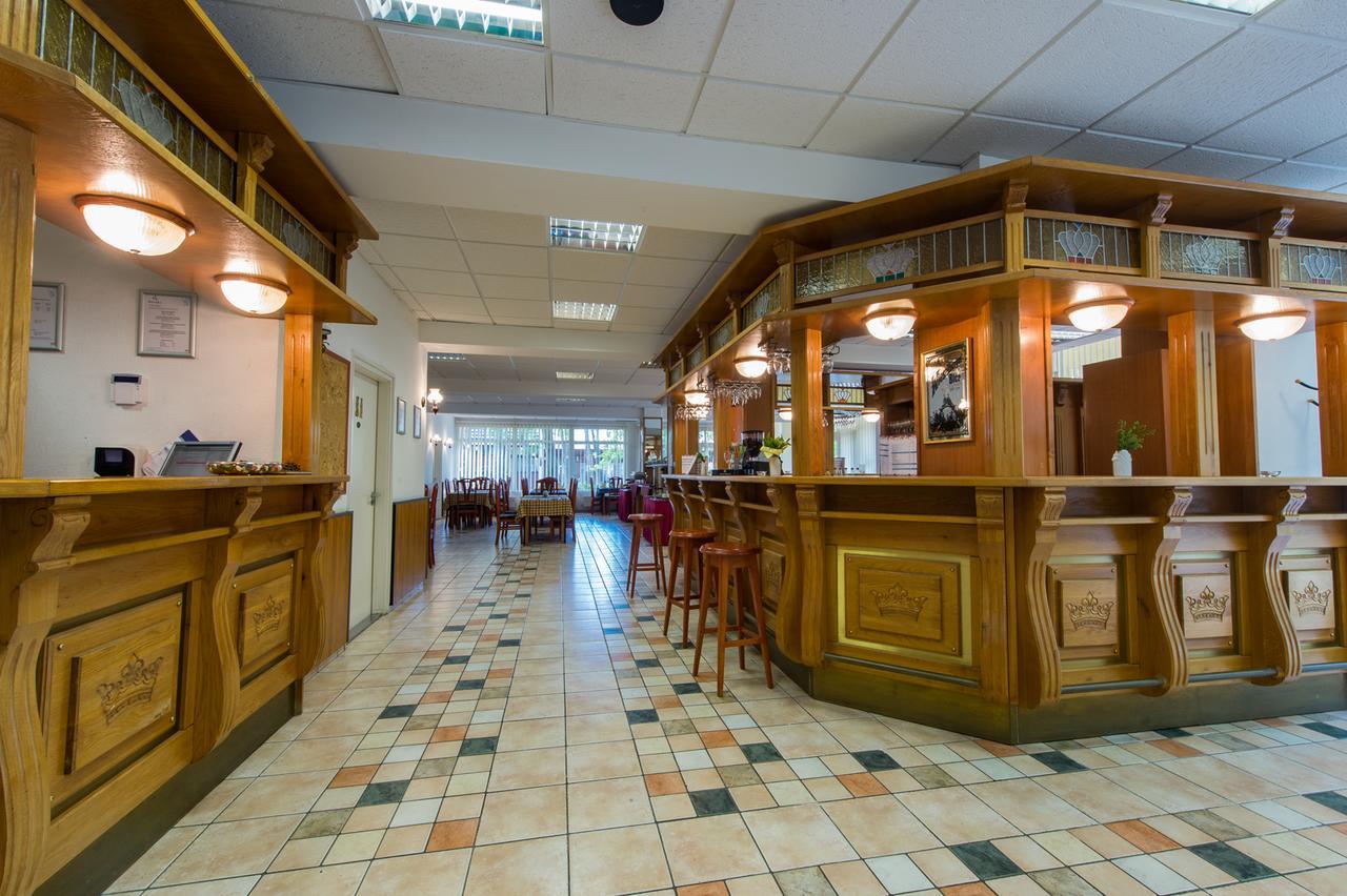 Hotel Nostra Шиофок Экстерьер фото